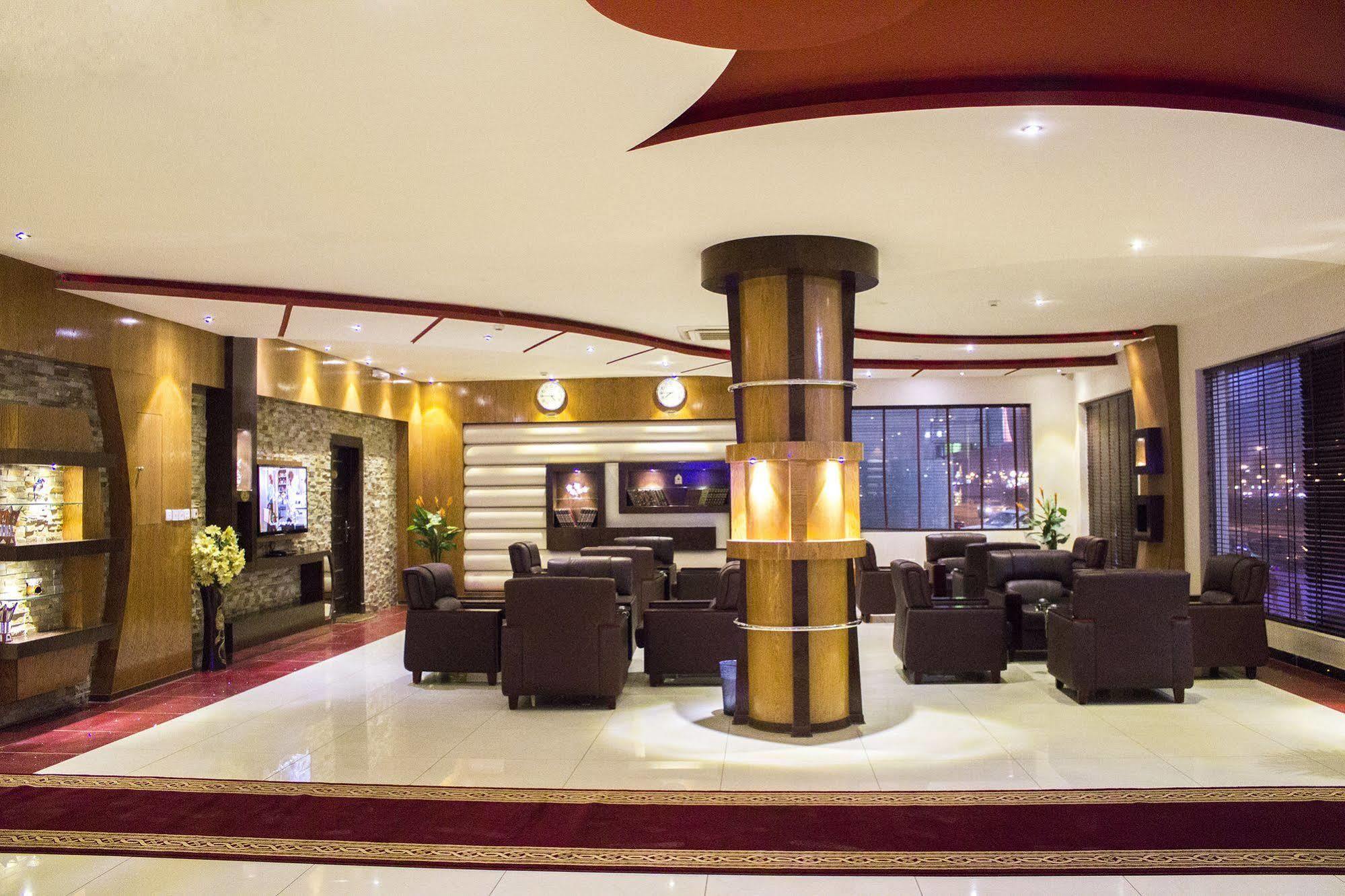 Merfal Hotel Apartments Al Falah Rijád Kültér fotó